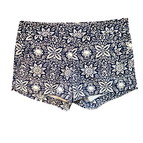 J. Crew Factory Navy and White Floral Printed Chino Shorts Size 8 - Picture 1 of 6